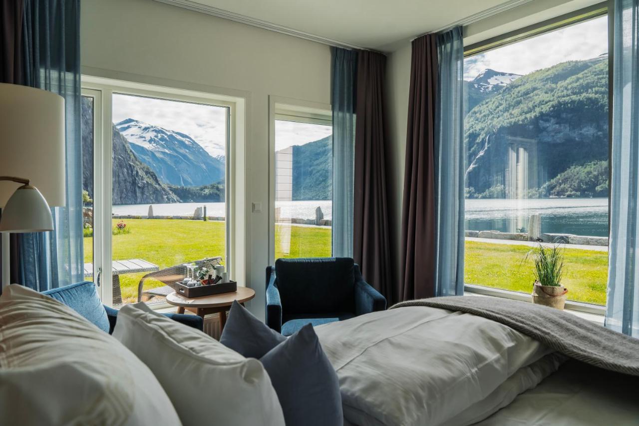 Valldal Fjordhotell - By Classic Norway Hotels Exterior photo