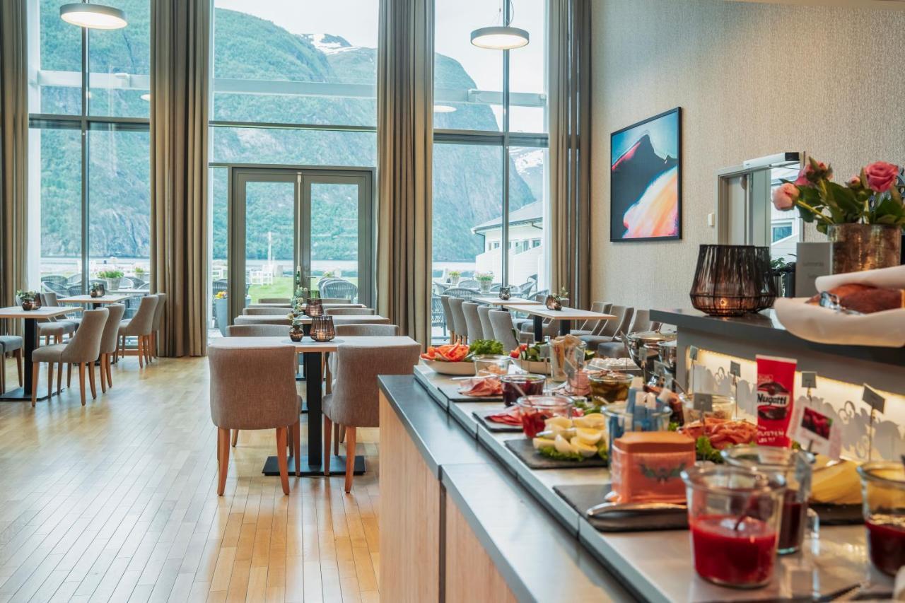 Valldal Fjordhotell - By Classic Norway Hotels Exterior photo