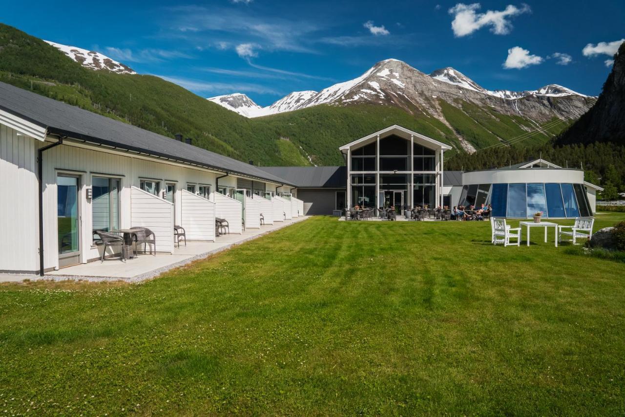 Valldal Fjordhotell - By Classic Norway Hotels Exterior photo