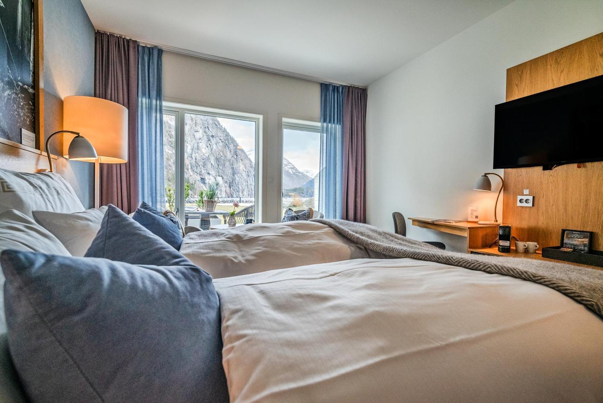 Valldal Fjordhotell - By Classic Norway Hotels Exterior photo